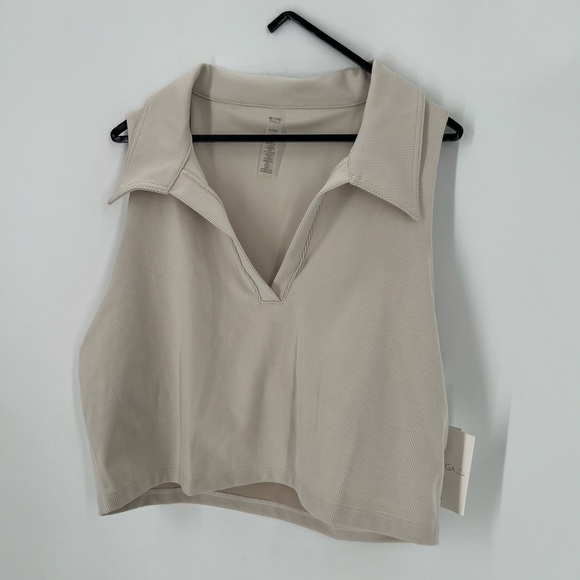 Beyond Yoga Heather Rib Prep Cropped Tank In Cream Heather - Picture 7 of 10